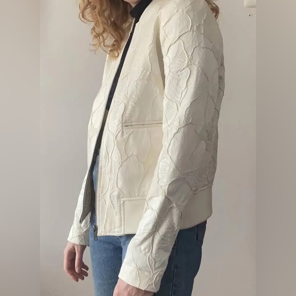 NWT XS Banana Republic White/Cream Bomber Jacket - Picture 3 of 9
